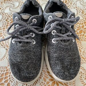 ALLBIRDS wool runners